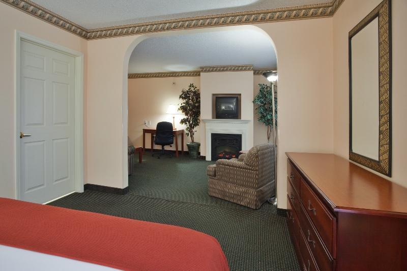 Holiday Inn Express - Plymouth By Ihg Bagian luar foto